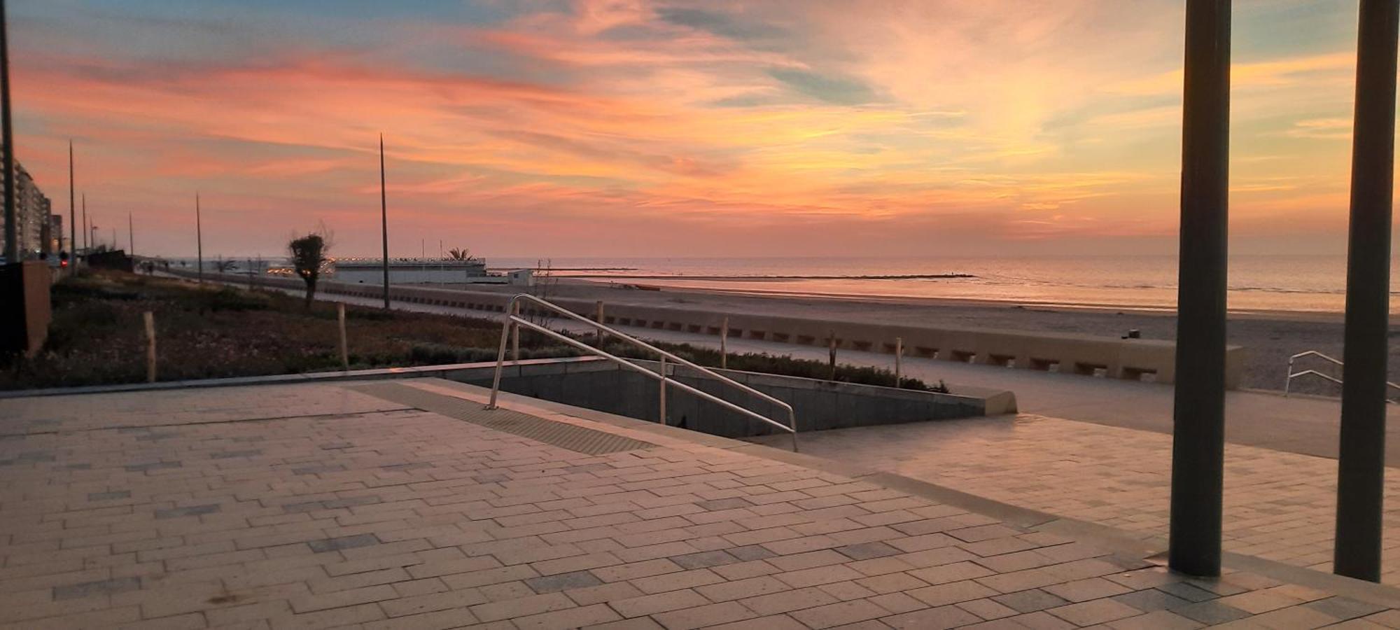 Beachstudio Westende With Sea View Middelkerke Exteriör bild